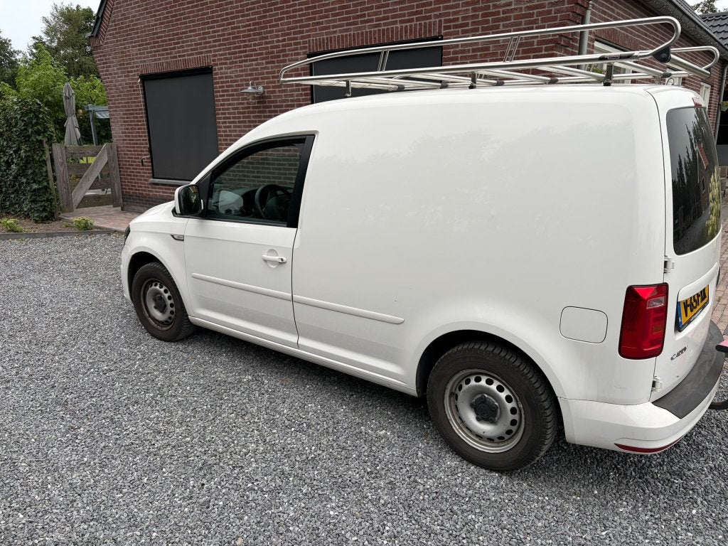Volkswagen Caddy 2.0 TDI 75KW 2016 - 110000 gelopen!, Auto's, Voorwielaandrijving, Stof, 4 cilinders, Wit