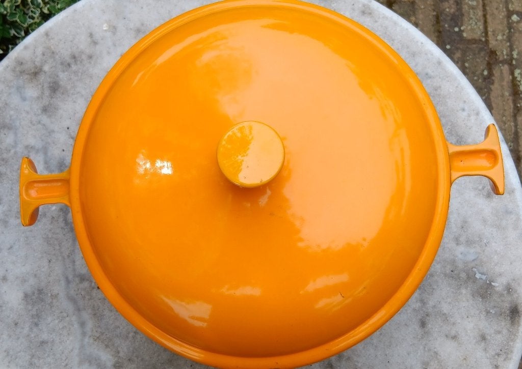 ​LE CREUSET La Mama gietijzer nectar geel Ø 29 cm (G349), Gebruikt, Gietijzer, Ophalen of Verzenden, Keramische plaat