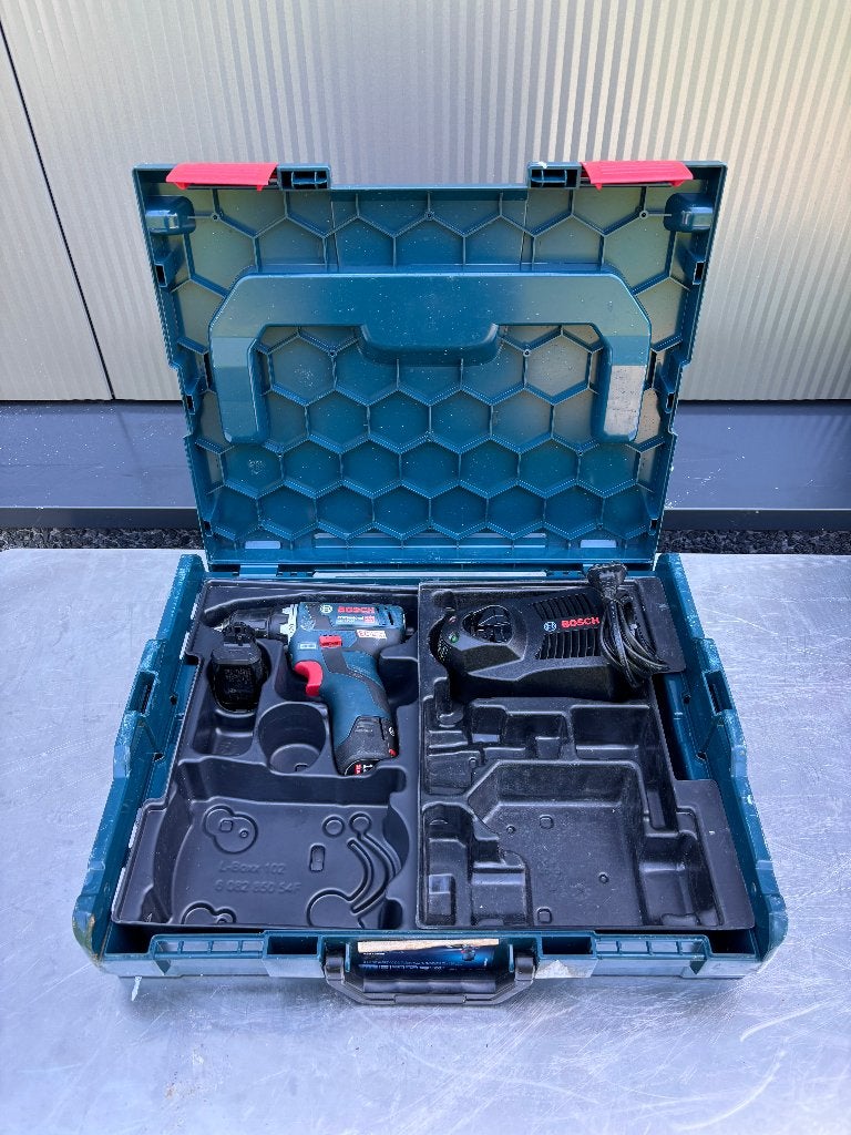 Bosch blauw GSR 12V-20 Accuschroefboormachine set 3 X, Bosch, Gebruikt, Robert Bosch B.V. Achtseweg Zuid 173 5651 GW Eindhoven Nederland
