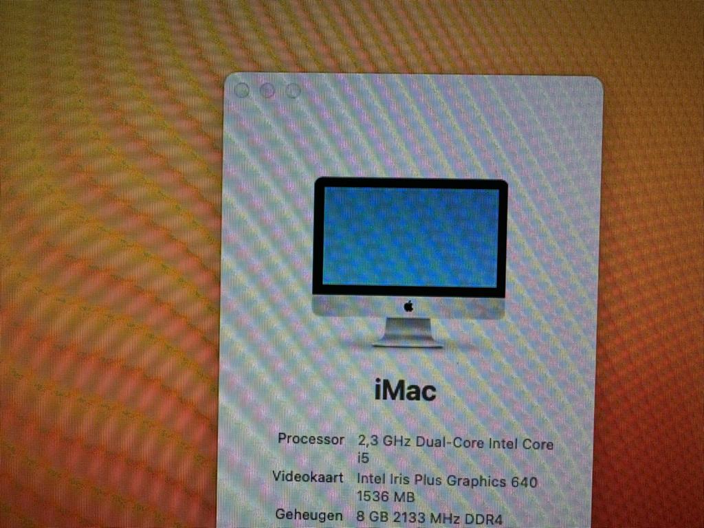 Apple iMac 21,5-inch (2017), Computers en Software, Ophalen, Zo goed als nieuw, IMac, 2 tot 3 Ghz