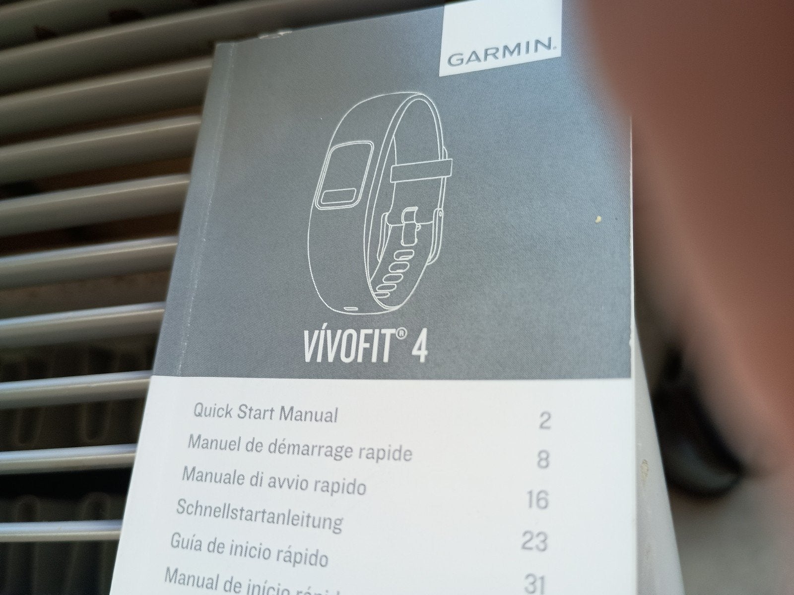 Garmin Vivofit 4 activity tracker (lege batterijen), Gebruikt, Zwart, Garmin, Ophalen of Verzenden