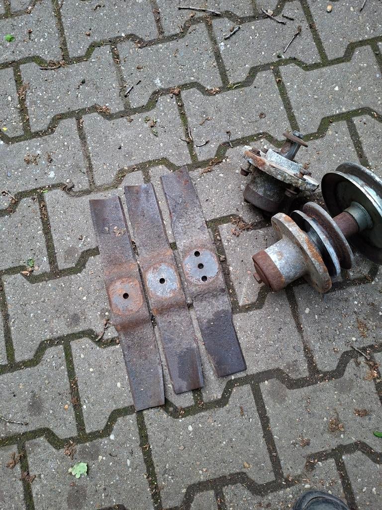 Countax messenset 102cm maaidek meshouders, Tuin en Terras, Ophalen of Verzenden, Gebruikt, 50 cm of meer