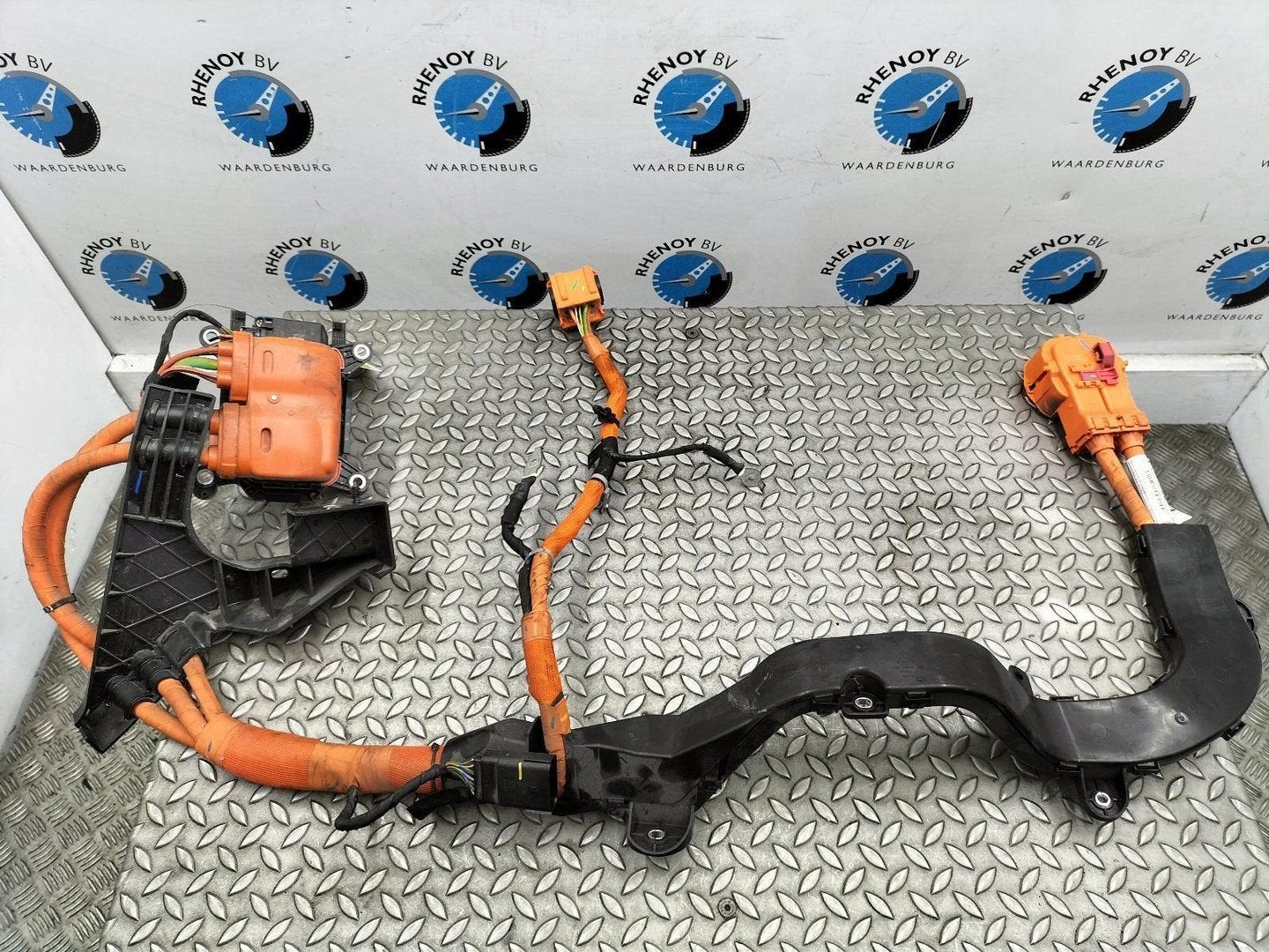 FORD MUSTANG SUV PREMIUM AWD [EV_HIGH_VOLTAGE_BOX_CONNECTOR], Auto-onderdelen, Ophalen of Verzenden, Gebruikt, Stiba lid