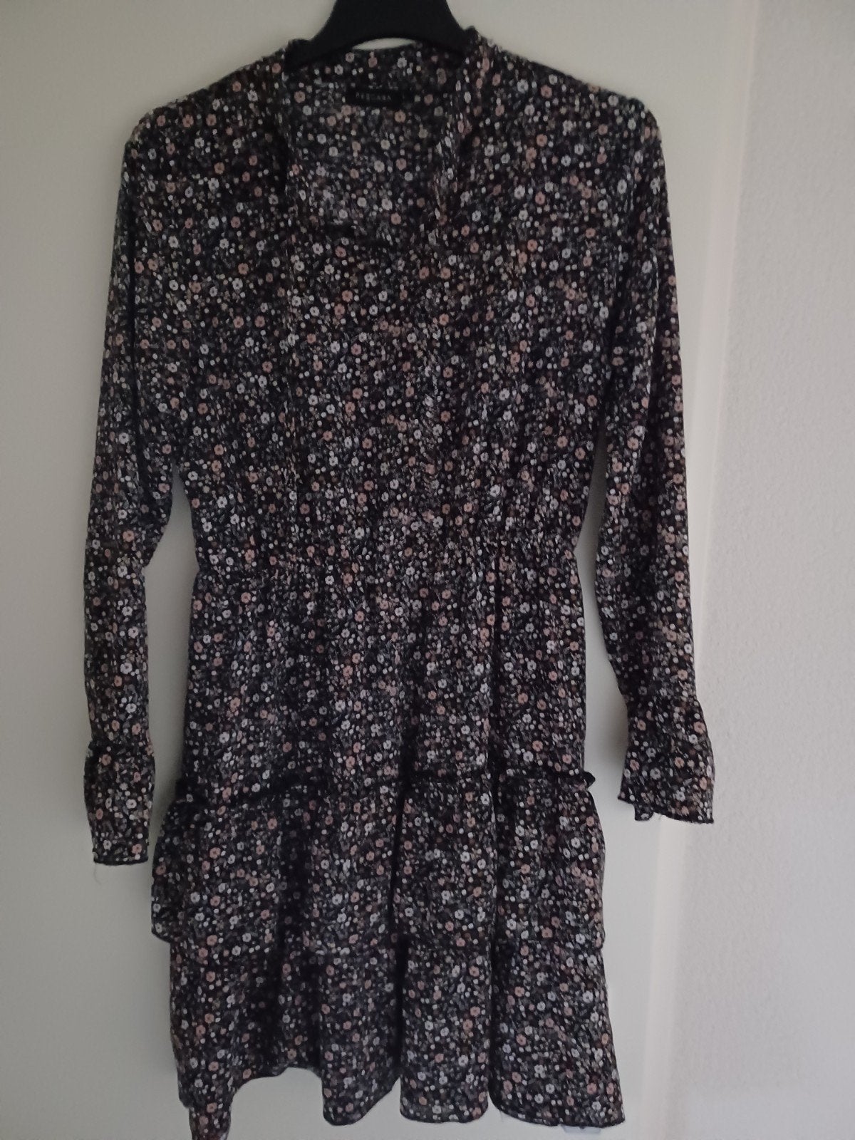bloemetjes jurk mt L, Kleding | Dames, Jurken, Maat 42/44 (L), Pescara, Ophalen of Verzenden, Zo goed als nieuw