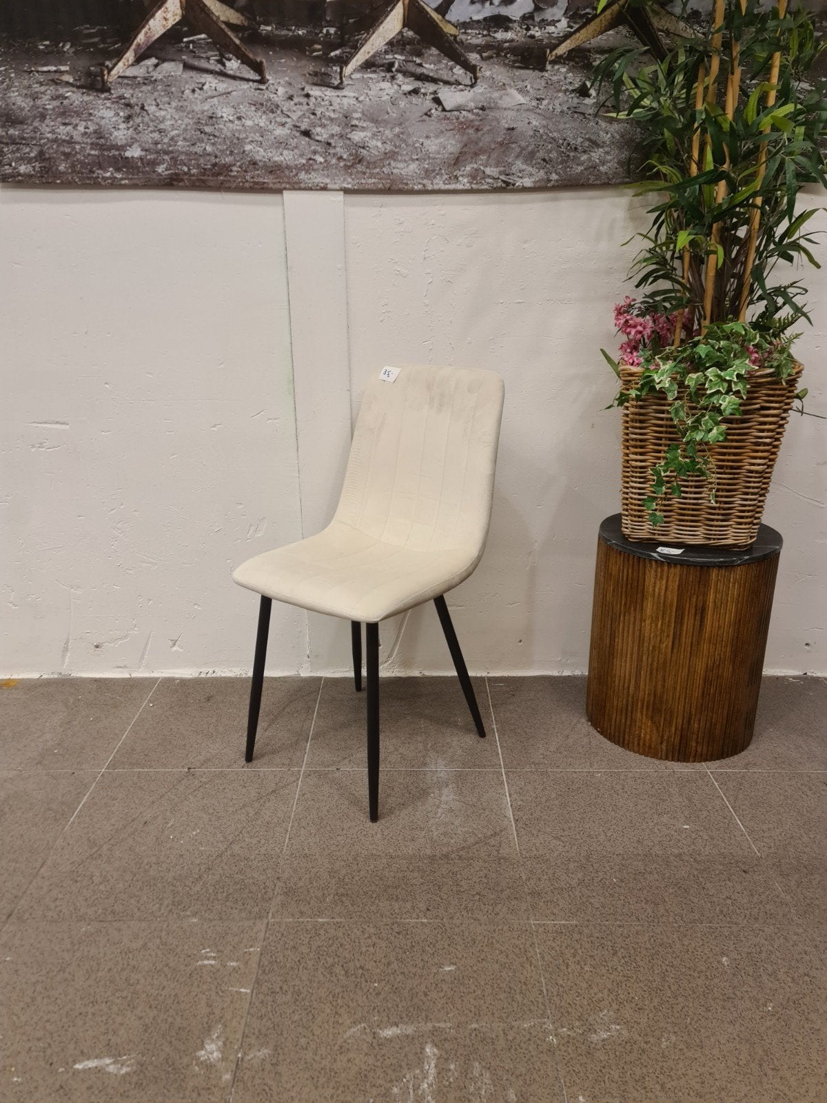 Nieuwe eetkamerstoel adore velvet off white €35 per stuk, Ophalen, Industrieel landelijk barok brocante koloniaal boheems vintage