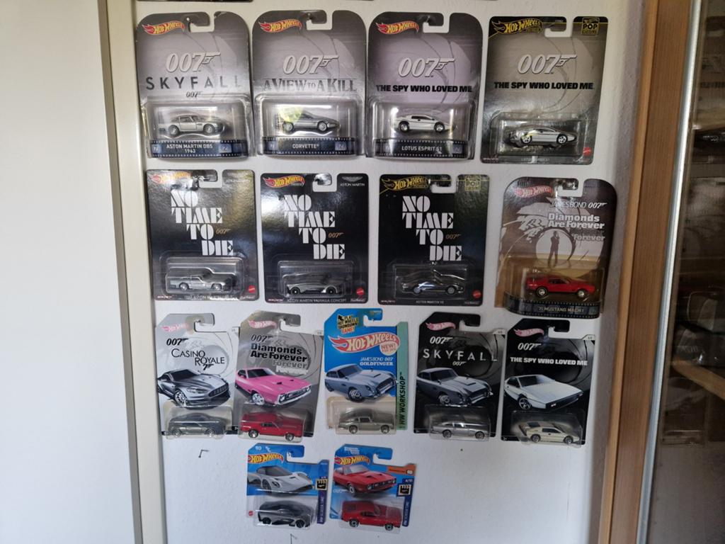 15 Hotwheels James Bond 007 (mogen ook apart weg), Ophalen, Nieuw, Auto