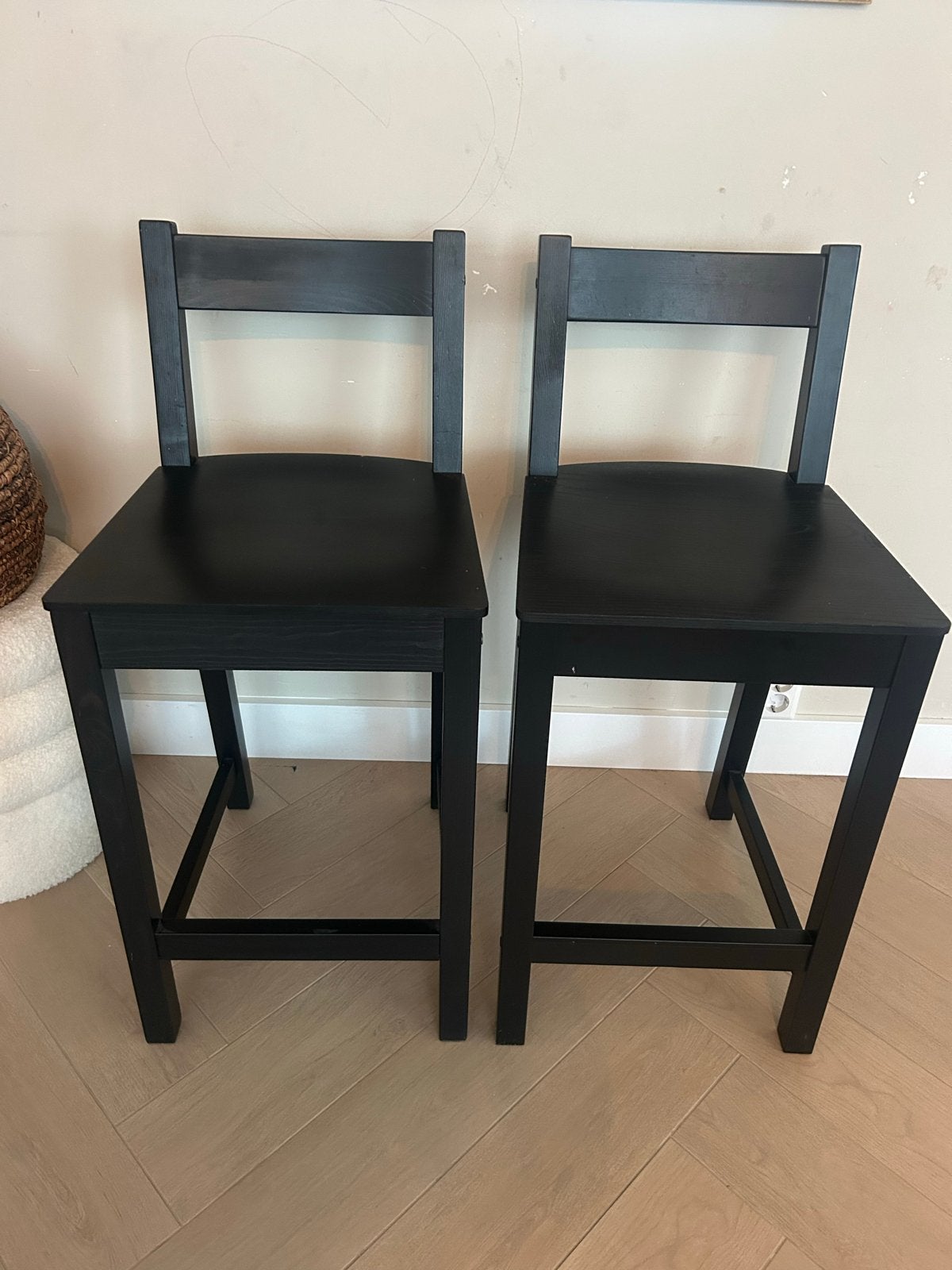 2x IKEA NORDVIKEN barkrukken - Zwart, Ophalen, 60 tot 90 cm, Zo goed als nieuw, Hout