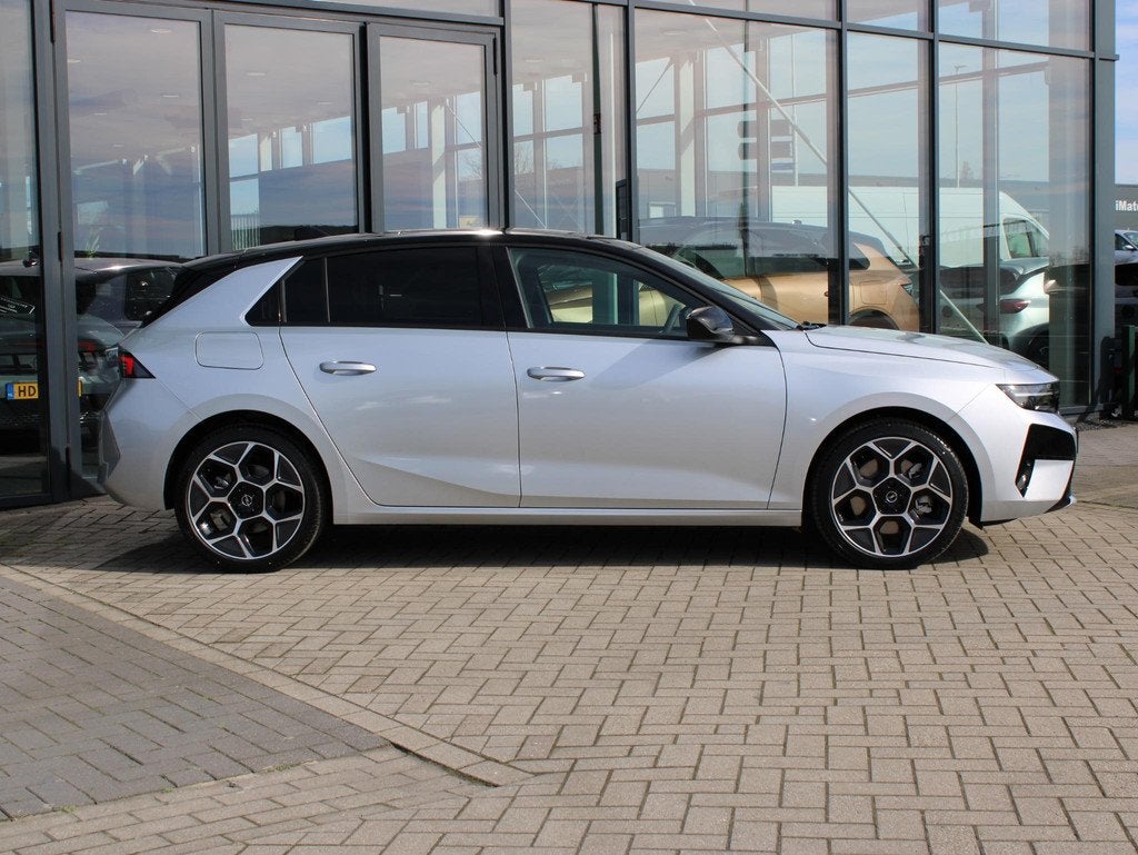 Opel Astra 1.6 Turbo Plug In Hybrid Ultimate VOORRAAD KORTIN, 12 maanden, 4 cilinders, Alcantara, Plug-in hybride