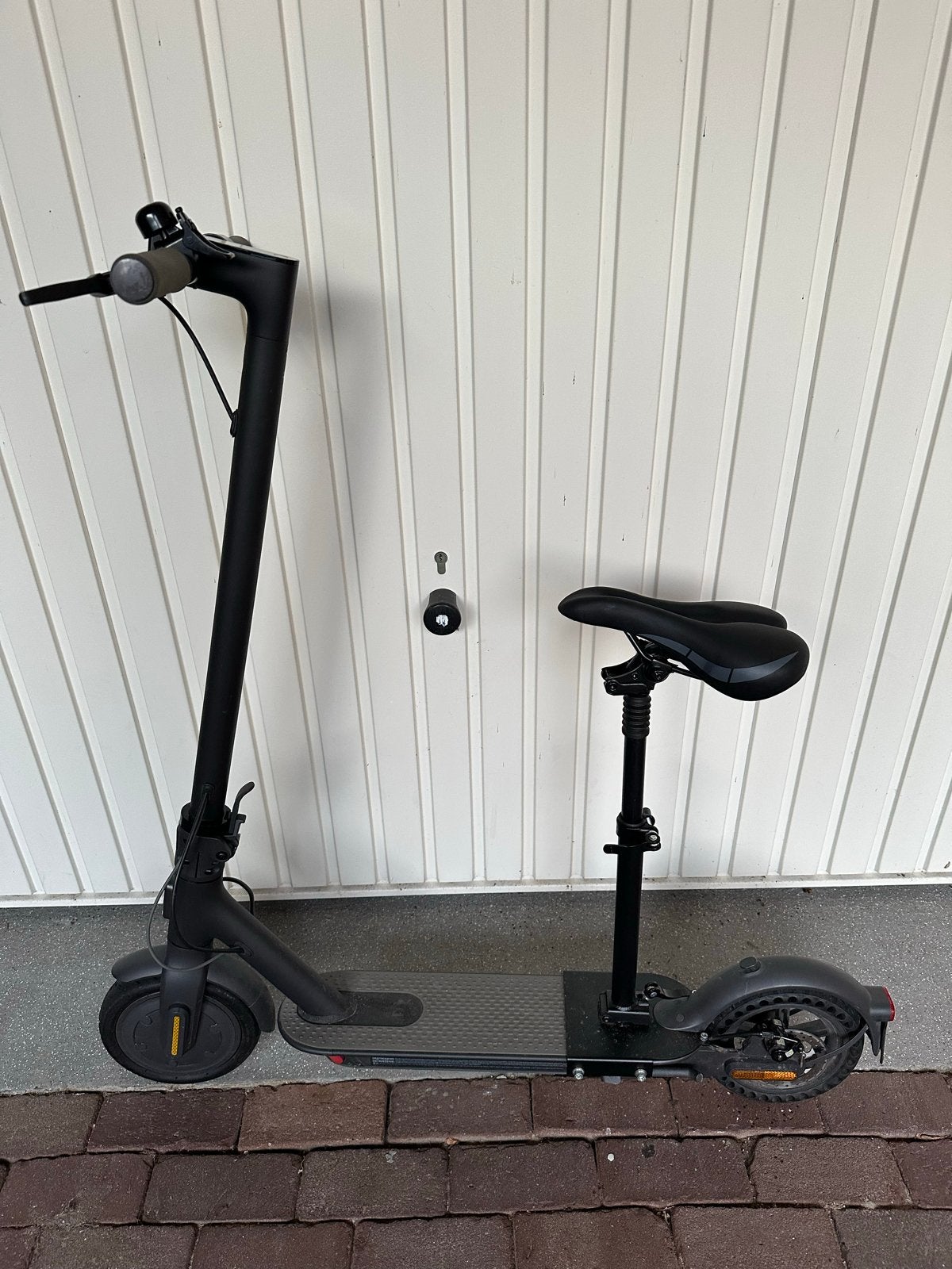 Elektrische step met demontabel zitje - Xiaomi Mi Essential, Ophalen of Verzenden, Gebruikt, Elektrische step (E-scooter)