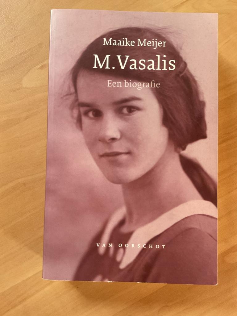 Vasalis.   Een biografie   Maaike Meijer  2012, Ophalen of Verzenden, Zo goed als nieuw