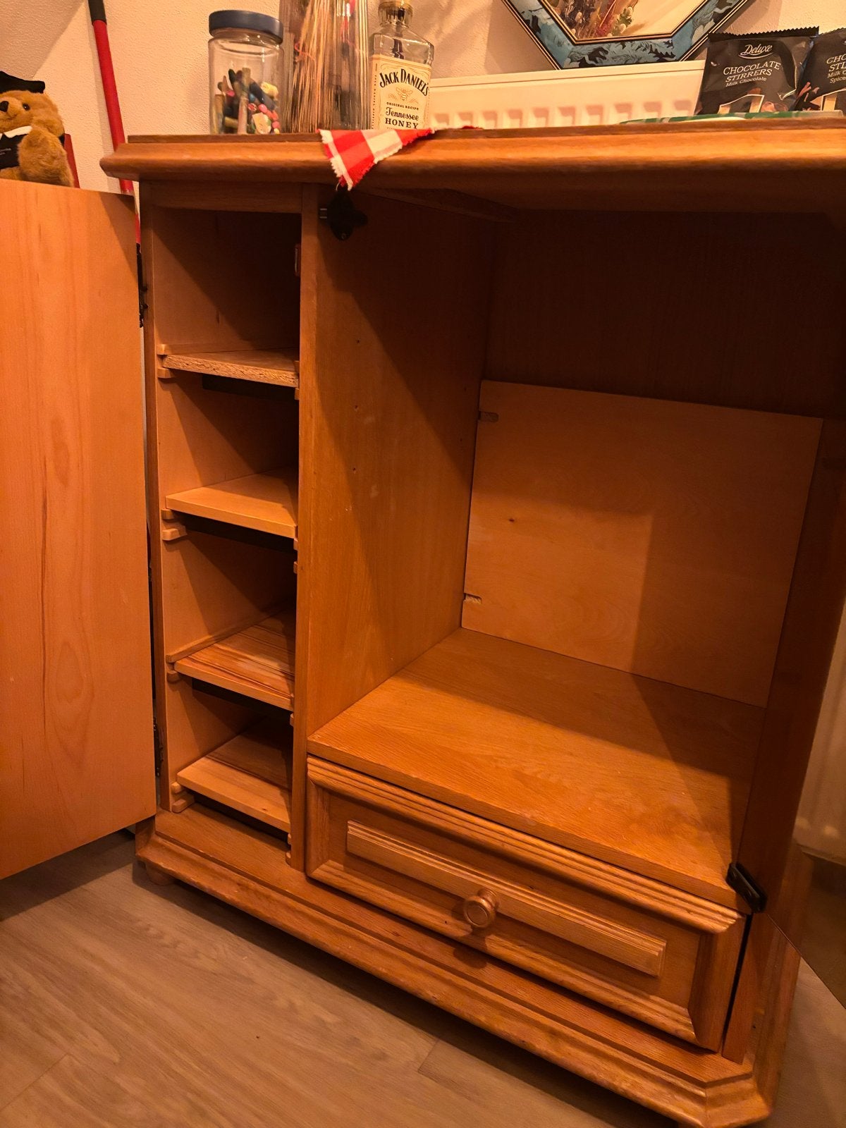 Houten kastje met lade en glazen deur, Ophalen of Verzenden, Gebruikt