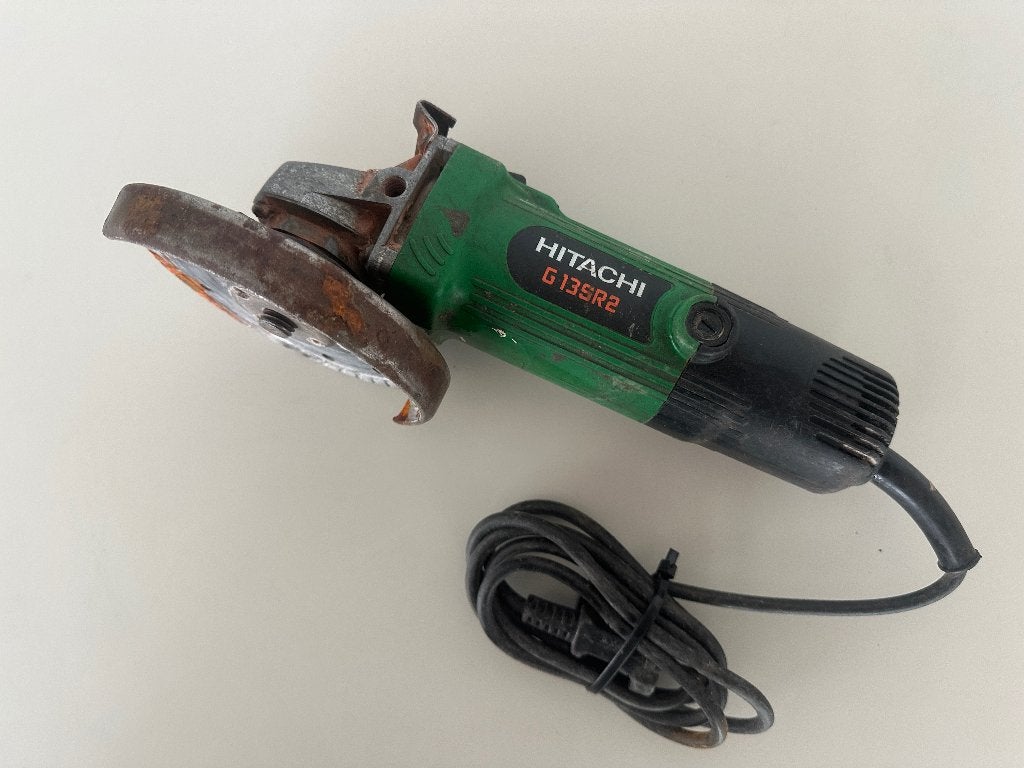 Hitachi haakse slijper G135R2, Doe-het-zelf en Verbouw, Gereedschap | Slijpmachines, Ophalen, Zo goed als nieuw, 1000 watt of meer