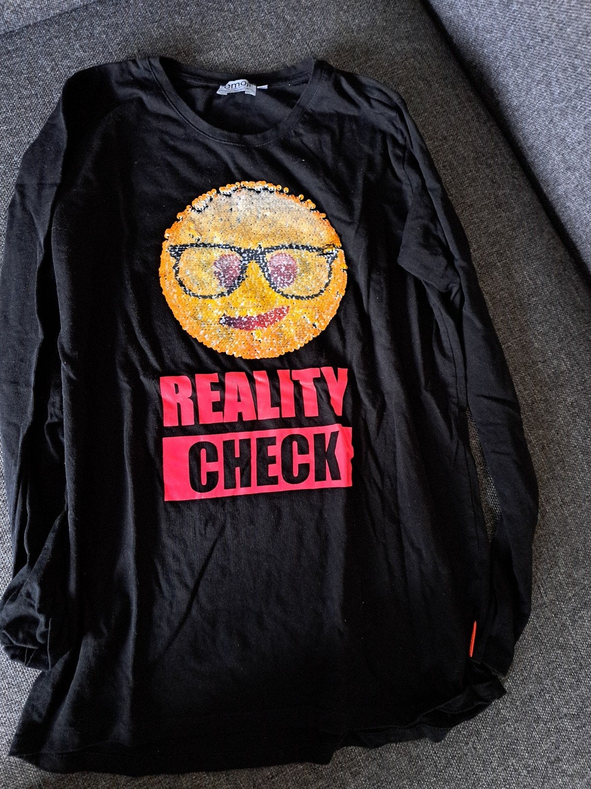 Zwart smiley shirt met lange mouwen 170/176, Ophalen of Verzenden