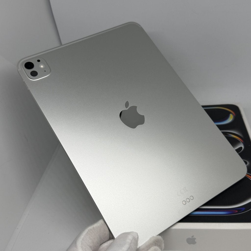 iPad Pro M5 11 inch 256GB zilver /100% batt /krasvrij /garan, Computers en Software, Apple iPads, Apple, Zo goed als nieuw, Support@apple.com