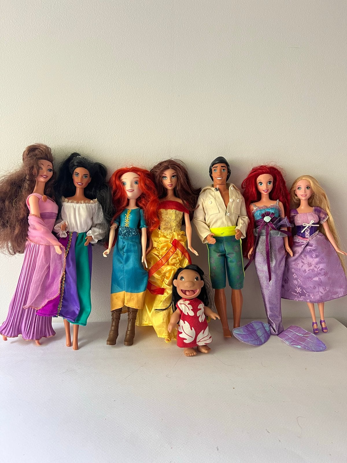 Disney Mattel Barbie set: Ariel, Eric, Belle, Esmeralda, Moa, Ophalen, Zo goed als nieuw, Barbie