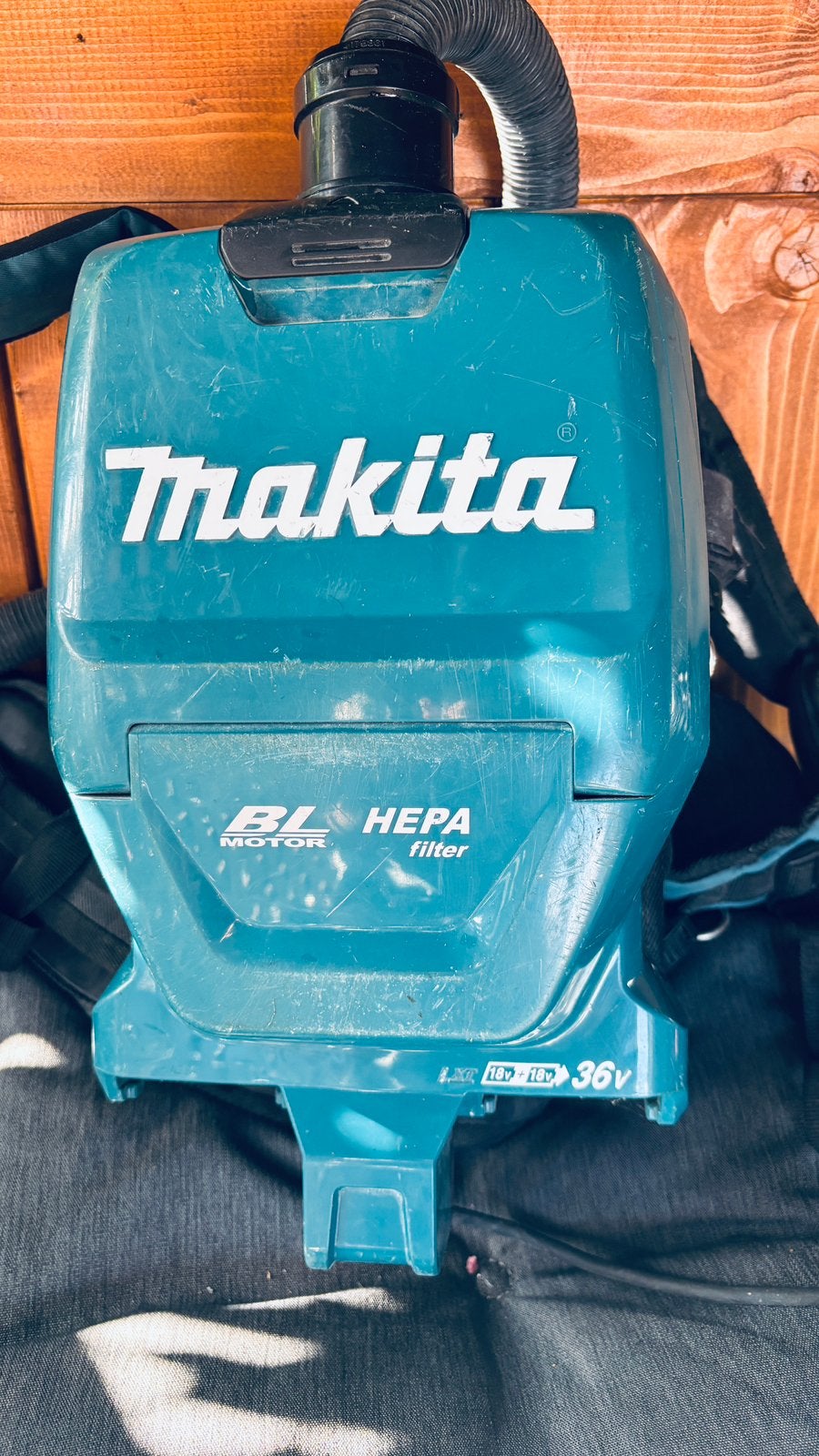 rugstofzuiger  Makita, Ophalen, Gebruikt