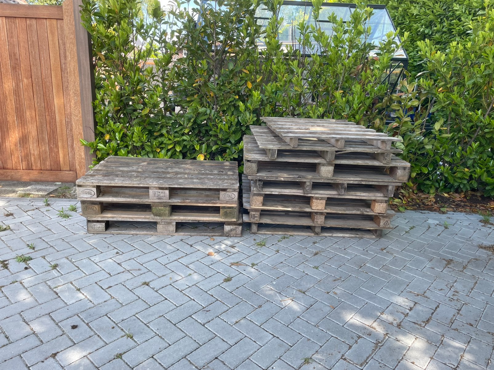 Stapel pallets, Doe-het-zelf en Verbouw, Hout en Planken, Ophalen, Zo goed als nieuw, Pallet, Minder dan 200 cm