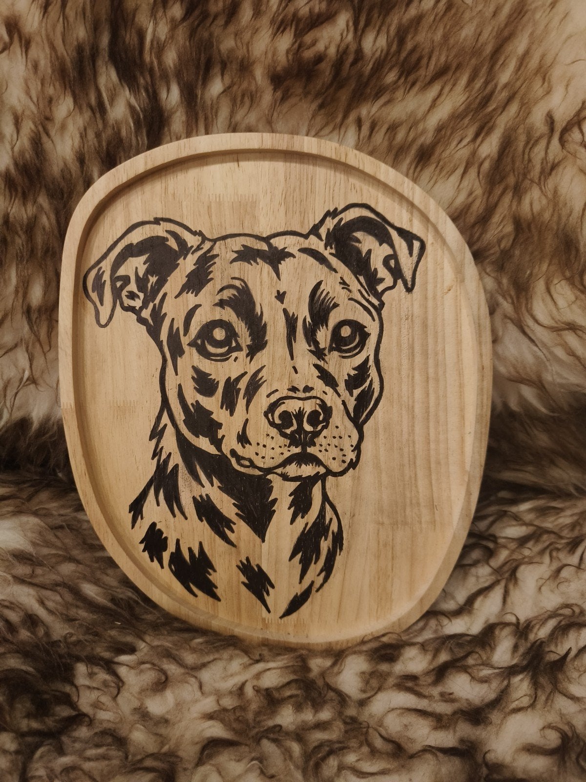 Handgemaakte Pitbull hond op hout (25x30,8cm), Ophalen of Verzenden, Nieuw, Hond of Kat, Overige typen