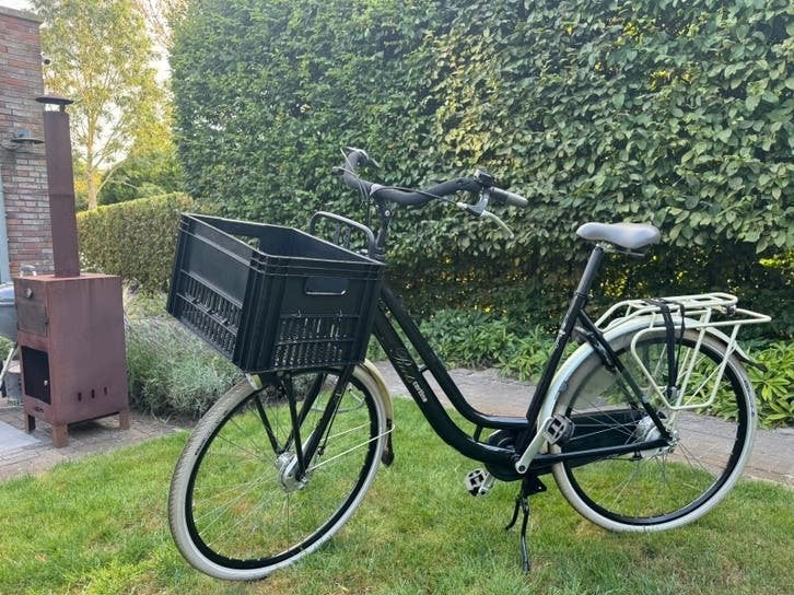 Mooie Cortina Roots mamafiets met bak, Fietsen en Brommers, Fietsen | Dames | Moederfietsen, Gebruikt, 56 cm of meer, Mandje, Trommelrem