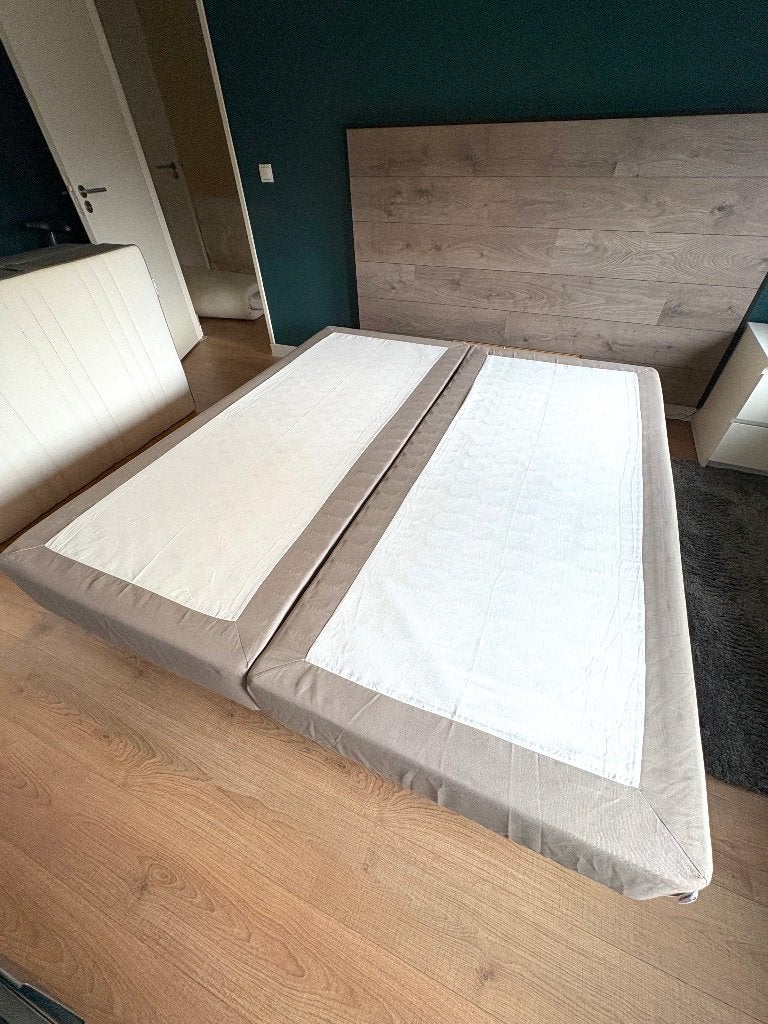 IKEA Boxspring bodem 180x200 cm, Huis en Inrichting, Slaapkamer | Boxsprings, Ophalen, Gebruikt, Grijs, Tweepersoons