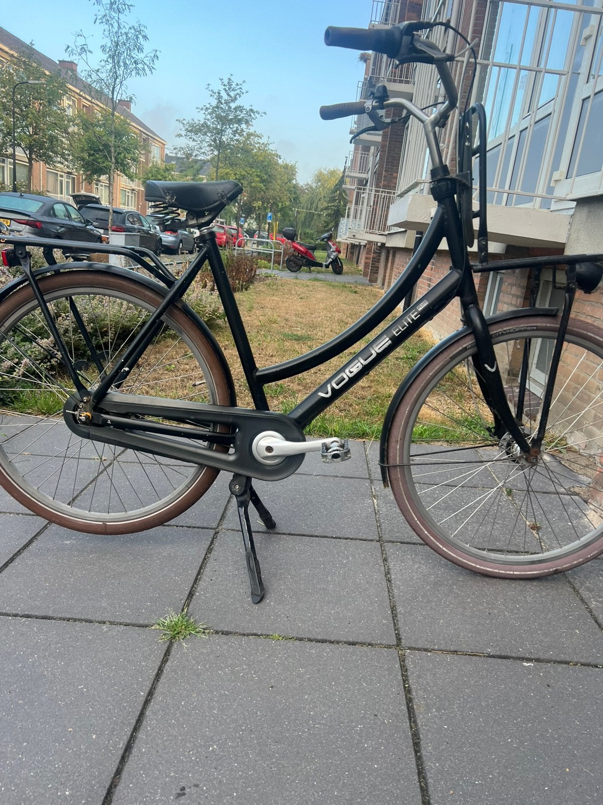 Omafiets 28 inch 6 versnellingen trommelremmen, Fietsen en Brommers, Fietsen | Dames | Omafietsen, Ophalen, Gebruikt, Versnellingen