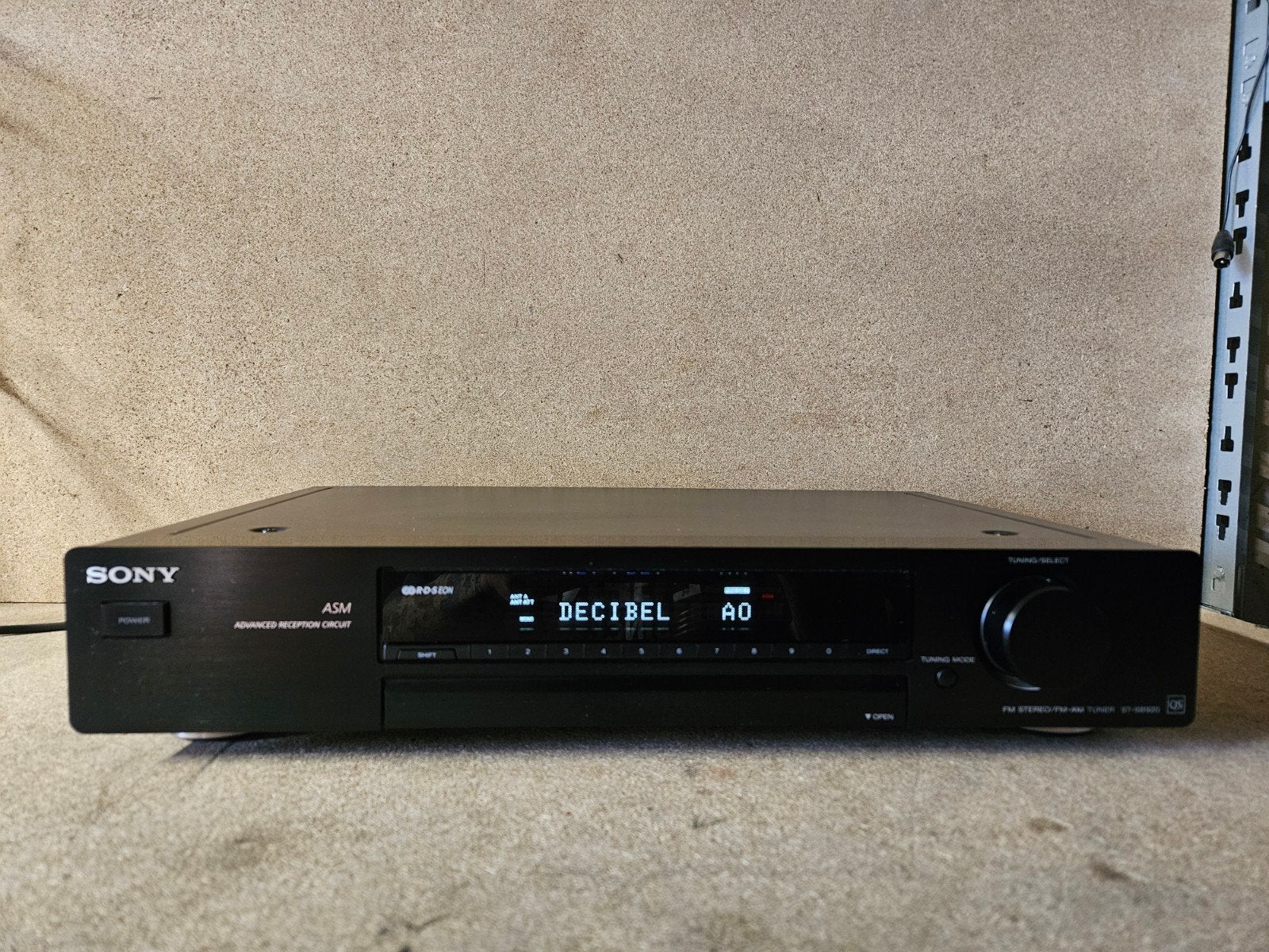 Sony ST-SB920 QS FM Stereo/FM-AM Tuner, Ophalen