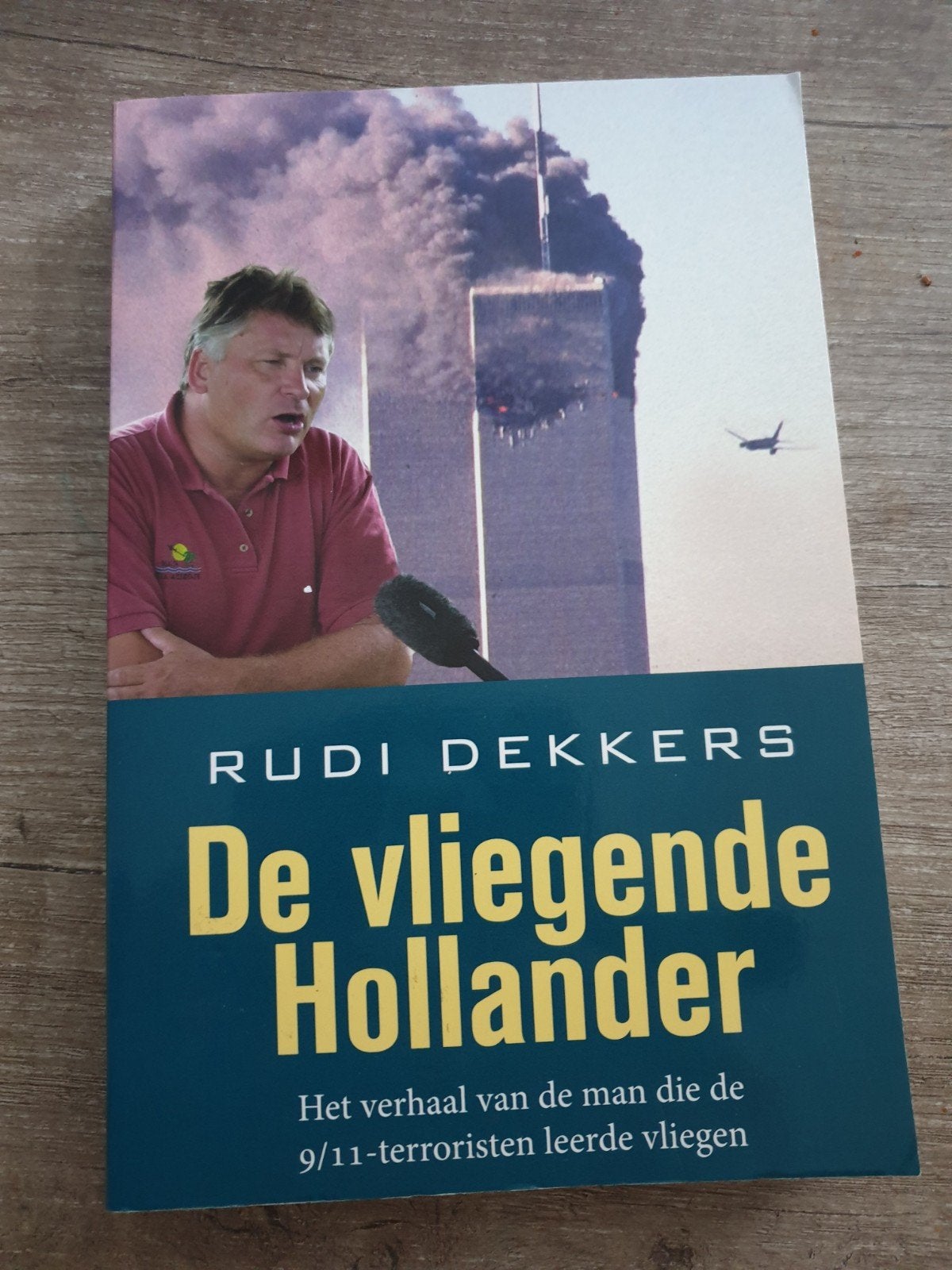 Rudi Dekkers - De vliegende Hollander, Ophalen of Verzenden, Gelezen