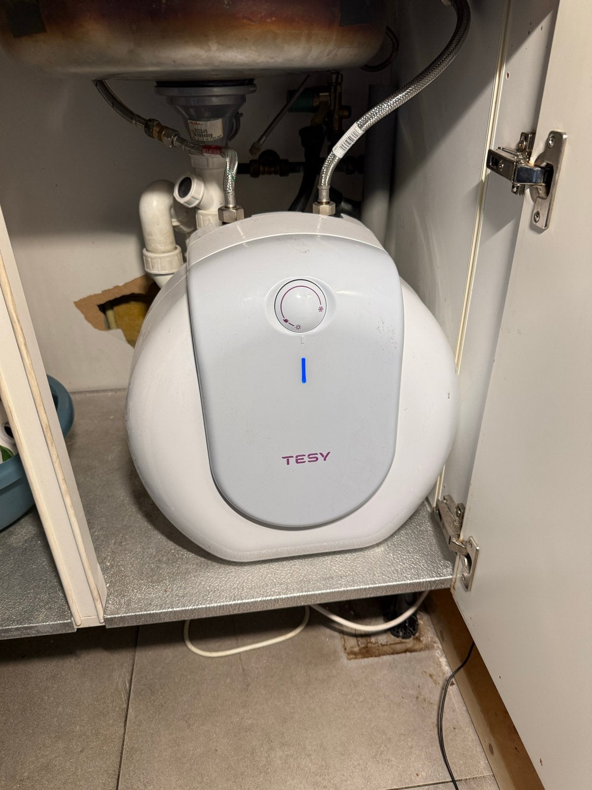 Nieuwe TESY Boiler - Compacte elektrische boiler 10 liter, Doe-het-zelf en Verbouw, Geisers en Boilers, Ophalen, Boiler, Minder dan 20 liter