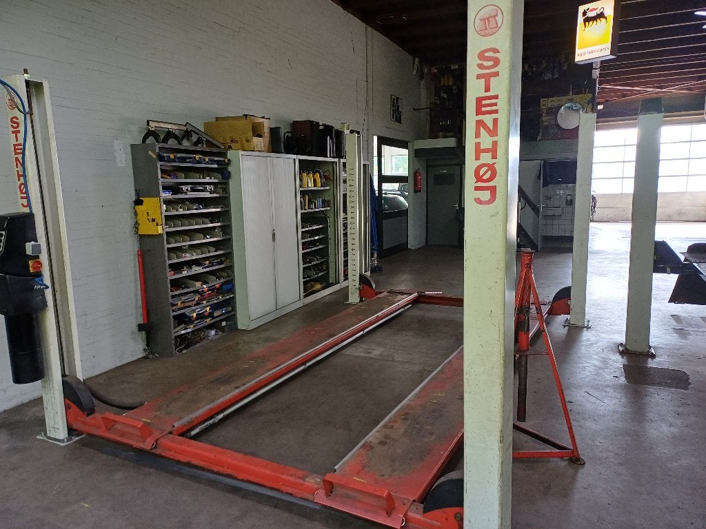 4 koloms  Hefbrug  rdw apk keur certificaat STENHOJ 4000kg, Auto diversen, Ophalen, Gebruikt