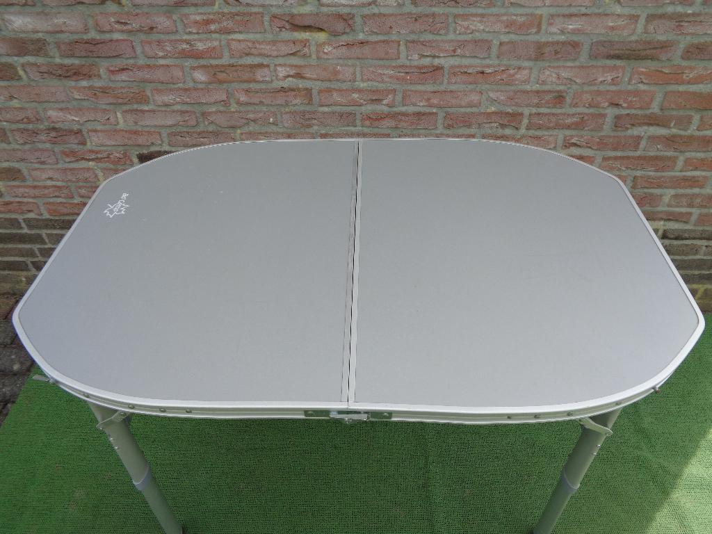 Grote Campingtafel Bocamp. 120 x 80 cm., Ophalen, Zo goed als nieuw, Campingtafel