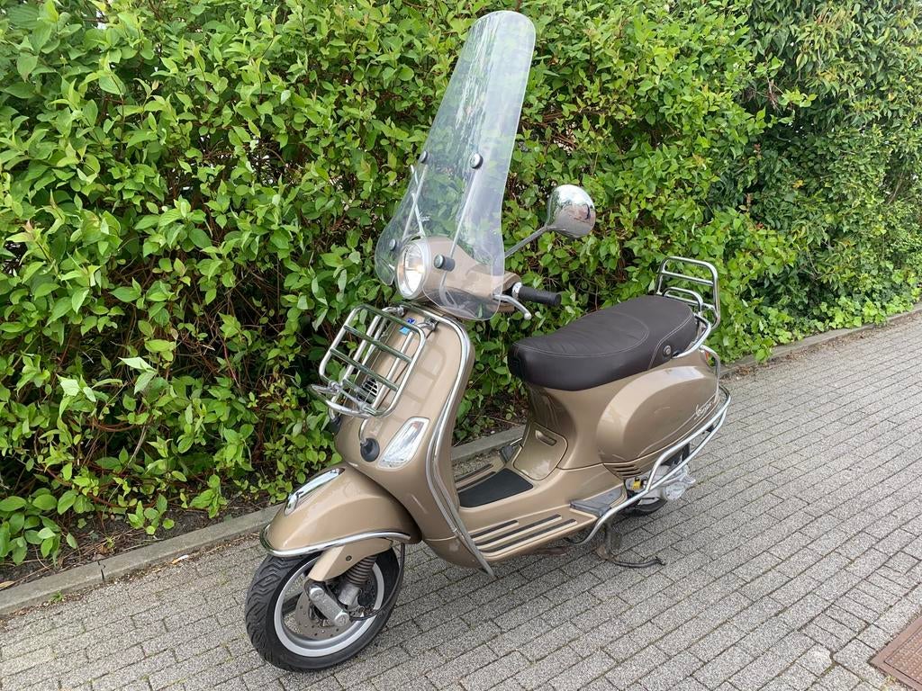 Vespa LX 4 Takt 2012 11.000 Km nette staat, Ophalen, Zo goed als nieuw