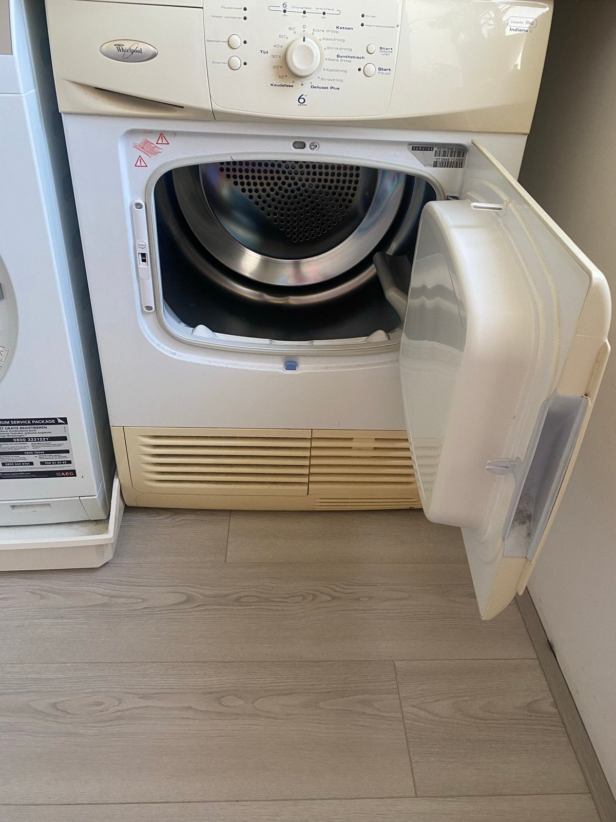 Whirlpool Condensdroger - Betrouwbaar en Efficiënt, Witgoed en Apparatuur, Wasdrogers, Gebruikt, Condens, Voorlader, 6 tot 8 kg