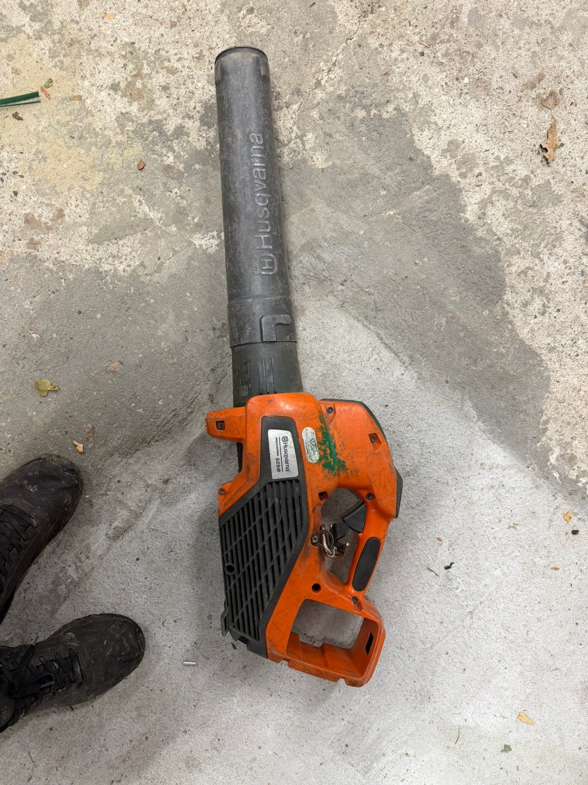 Husqvarna accubladblazer 525ib, Ophalen of Verzenden, Gebruikt, Elektrisch, Handgedragen