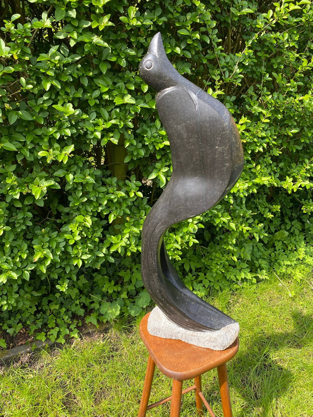 Serpentijn vogelbeeld (Zimbabwe), Antiek en Kunst, Ophalen, 50 - 100 cm, Handgemaakt, Zwart