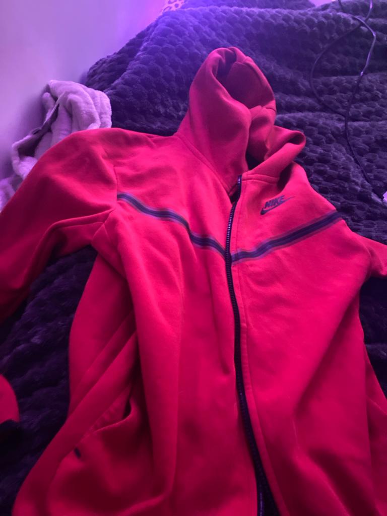 Nike Tech Fleece Hoodie Rood - Maat S, Kleding | Heren, Truien en Vesten, Ophalen, Zo goed als nieuw, Maat 46 (S) of kleiner, Rood