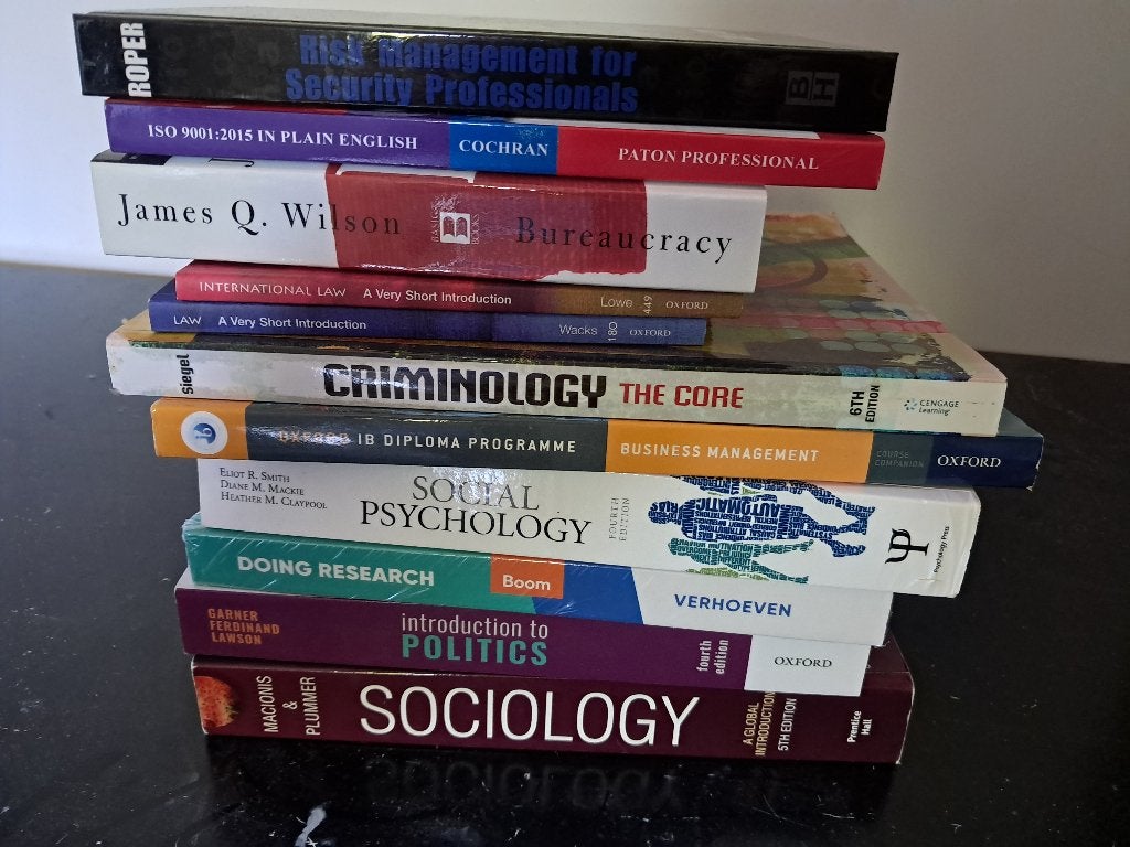 studieboeken safety and security of criminologie, Boeken, Ophalen, Beta, Zo goed als nieuw, HBO