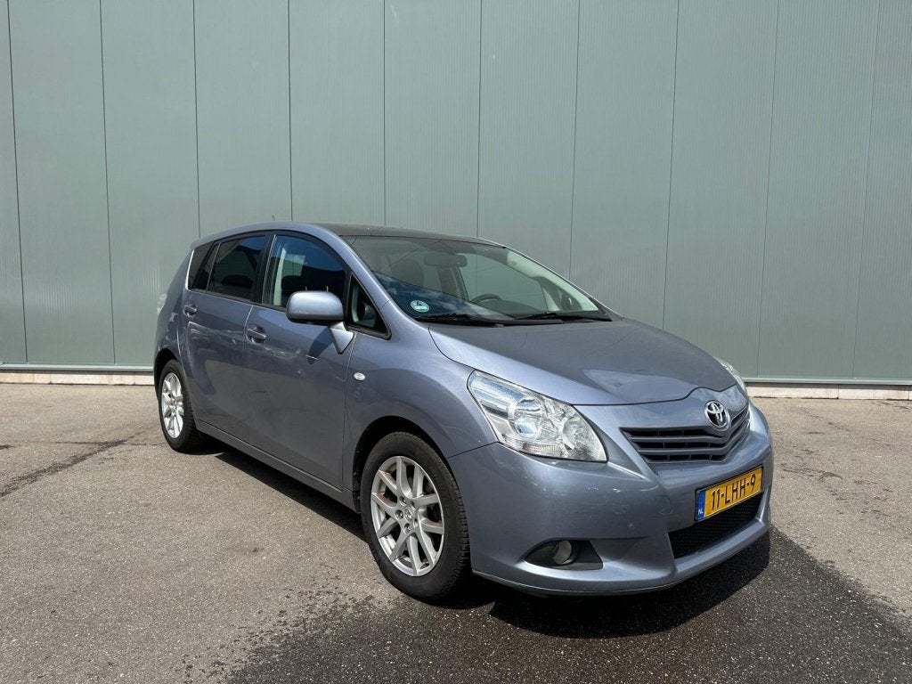 Toyota Verso 1.8 VVT-i Bns 7 PERSOONS | PANORAMADAK | KEYLES, Auto's, Toyota, 450 kg, Parkeersensor, 4 cilinders, Blauw