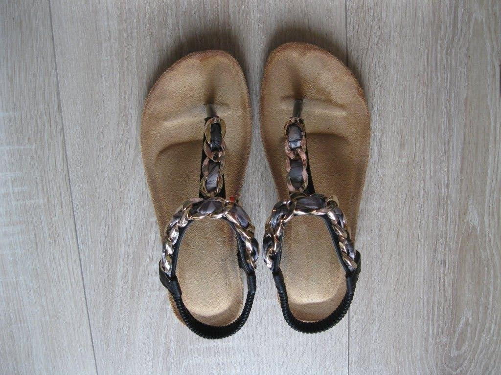 Leren sandalen 37 Bling Bling zgan  Nieuwprijs €49,90, Zwart, Nieuw, Bling Bling, Sandalen of Muiltjes