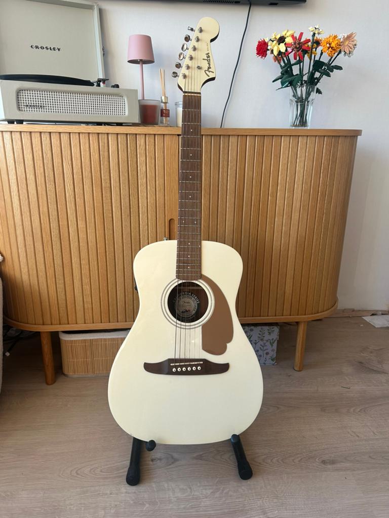Fender Malibu semi-akkoestische gitaar, Muziek en Instrumenten, Snaarinstrumenten | Gitaren | Akoestisch, Ophalen of Verzenden