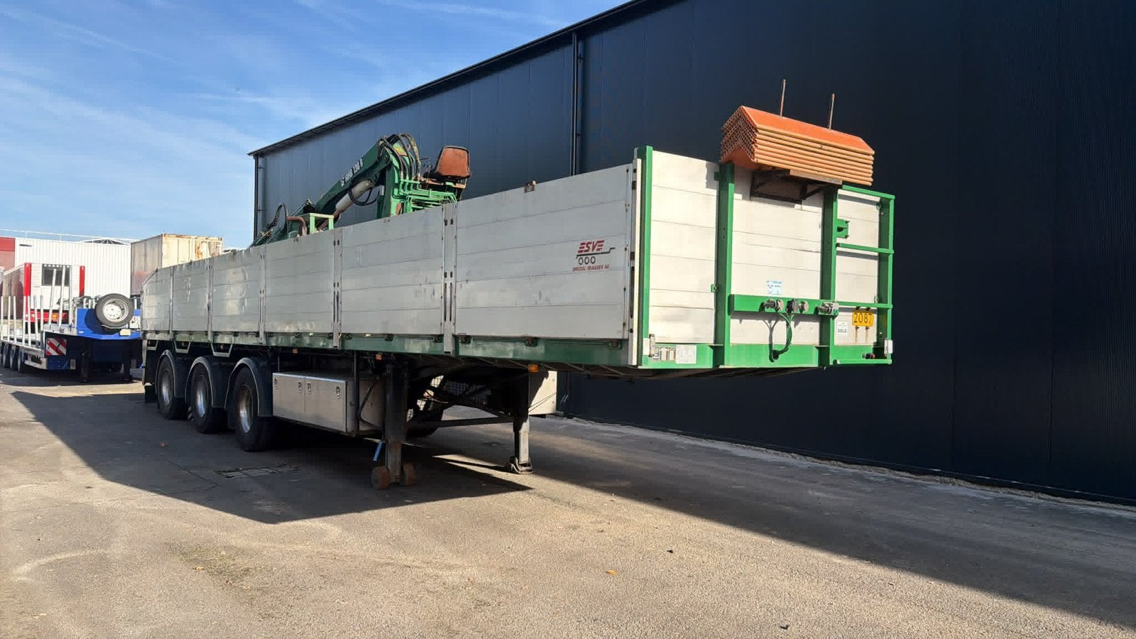 Floor Steenoplegger stenentrailer APK + hiab  kraan R130-F2, Auto's, Bedrijf, Te koop