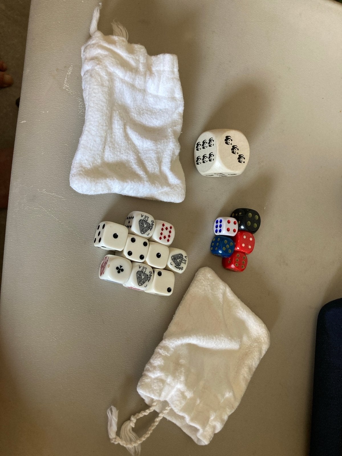 Diverse dobbelstenen set met zakjes, Ophalen of Verzenden, Gebruikt