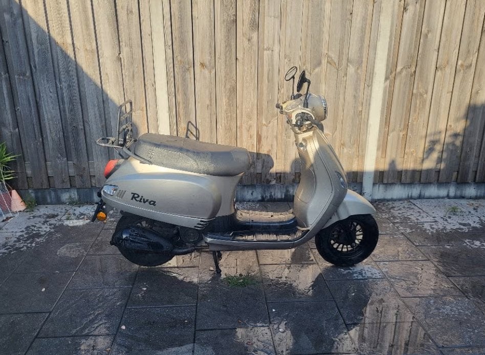 Btc Riva scooter | <2500km | 2018, Fietsen en Brommers, Scooters | Overige merken, Ophalen, Gebruikt, BTC RIVA, Benzine