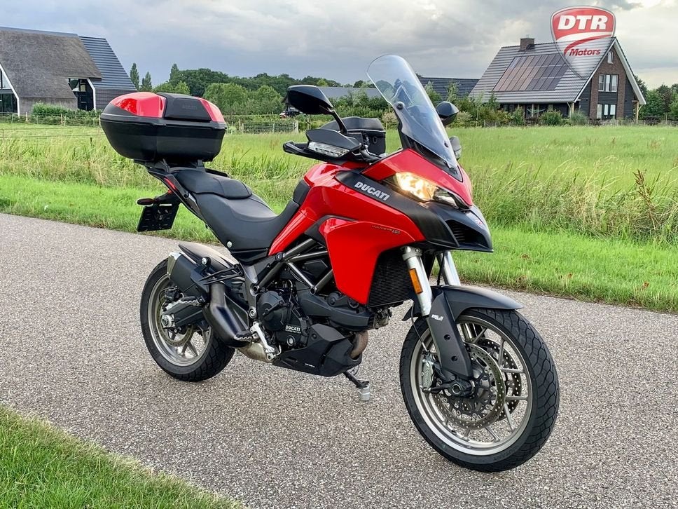 DUCATI MULTISTRADA 950  13,475 km nieuwe Desmo beurt, DUCATI, 2 cilinders, Bedrijf, Onbekend
