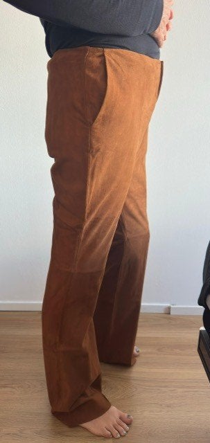 prachtige (echt leer) suede broek van Zara, Kleding | Dames, Bruin, Maat 42/44 (L), Ophalen of Verzenden, Zo goed als nieuw