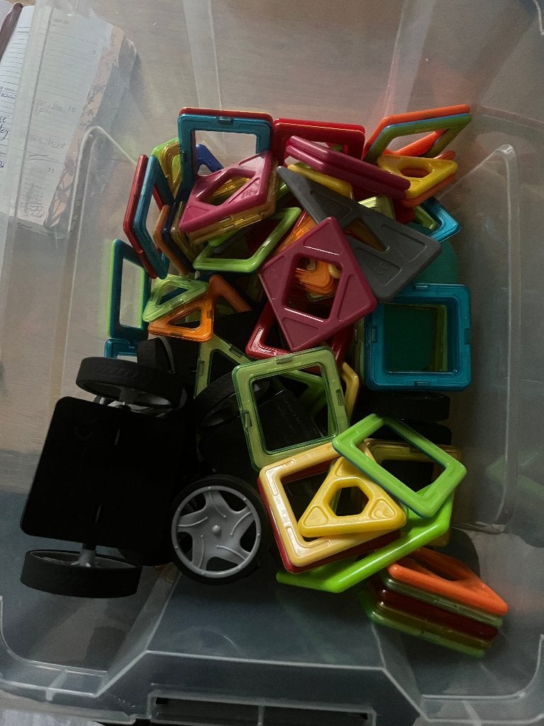Magnetische Tegels, Ophalen