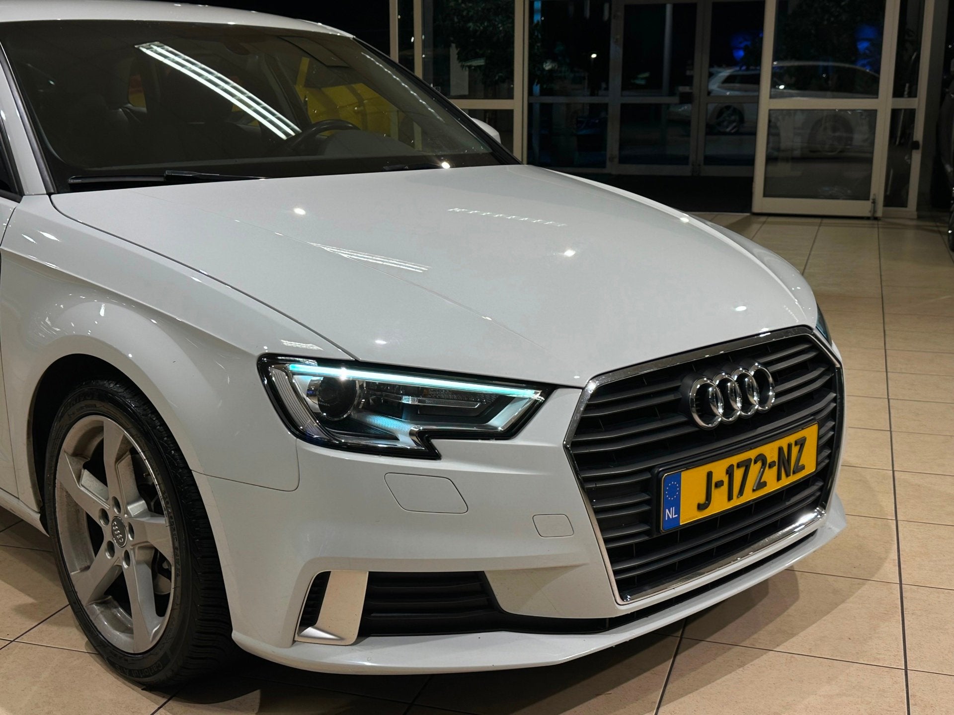 Audi A3 Sportback 1.0 TFSI Design Pro Line Plus/Automaat/LED, Dealer onderhouden, Stof, Gebruikt, 116 pk