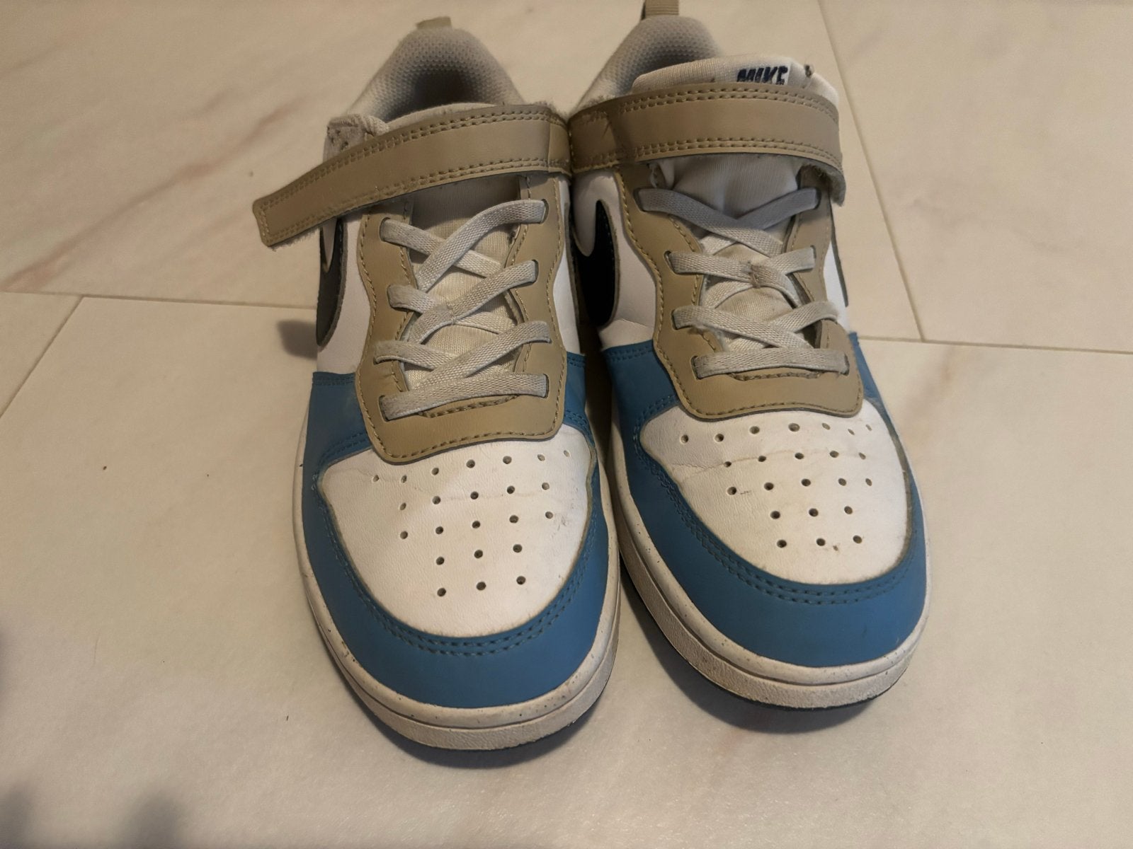 Nike Court Borough Low 2 Sportschoenen voor jongens, Ophalen, Gebruikt, Jongen, Sportschoenen