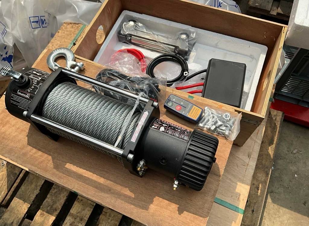 12V elektrische lier, Ophalen, Nieuw