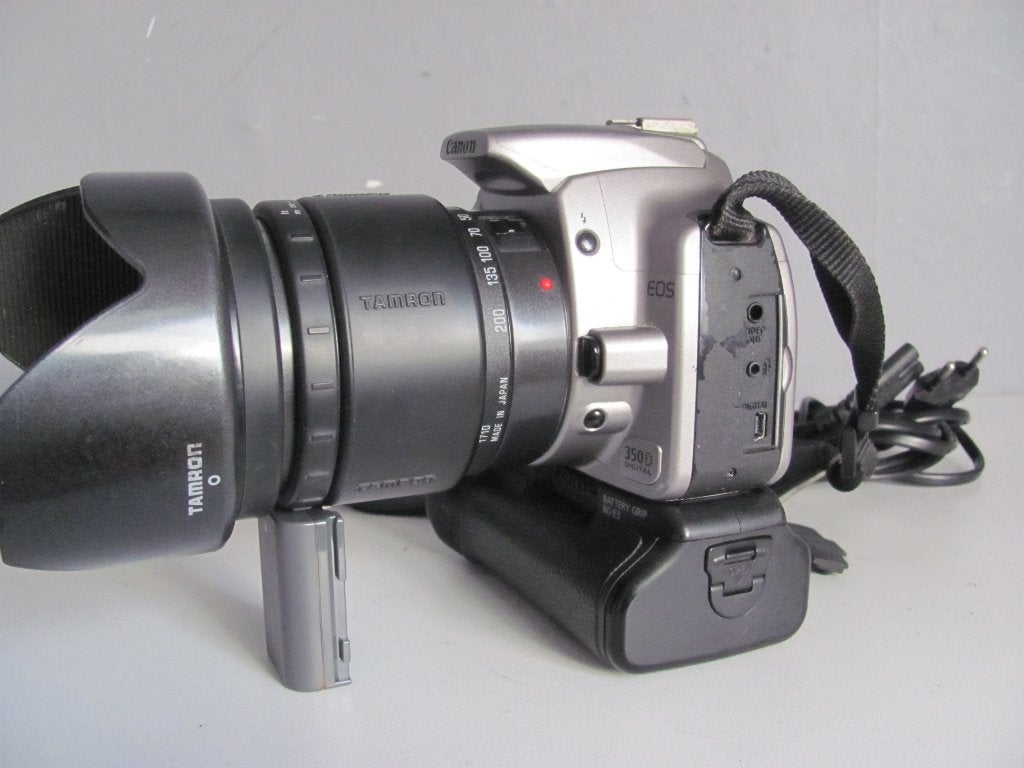 Canon eos 350D digital  met battery grip bg-E3, Spiegelreflex, Canon, Ophalen of Verzenden, Zo goed als nieuw