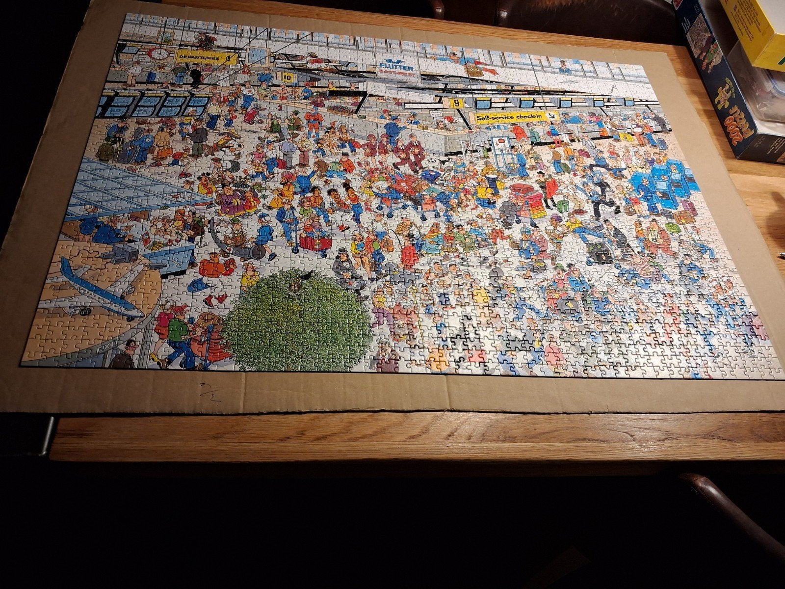 Jumbo Jan van Haasteren - De Luchthaven 2000 stukjes, Ophalen of Verzenden, Meer dan 1500 stukjes, Gebruikt, Legpuzzel